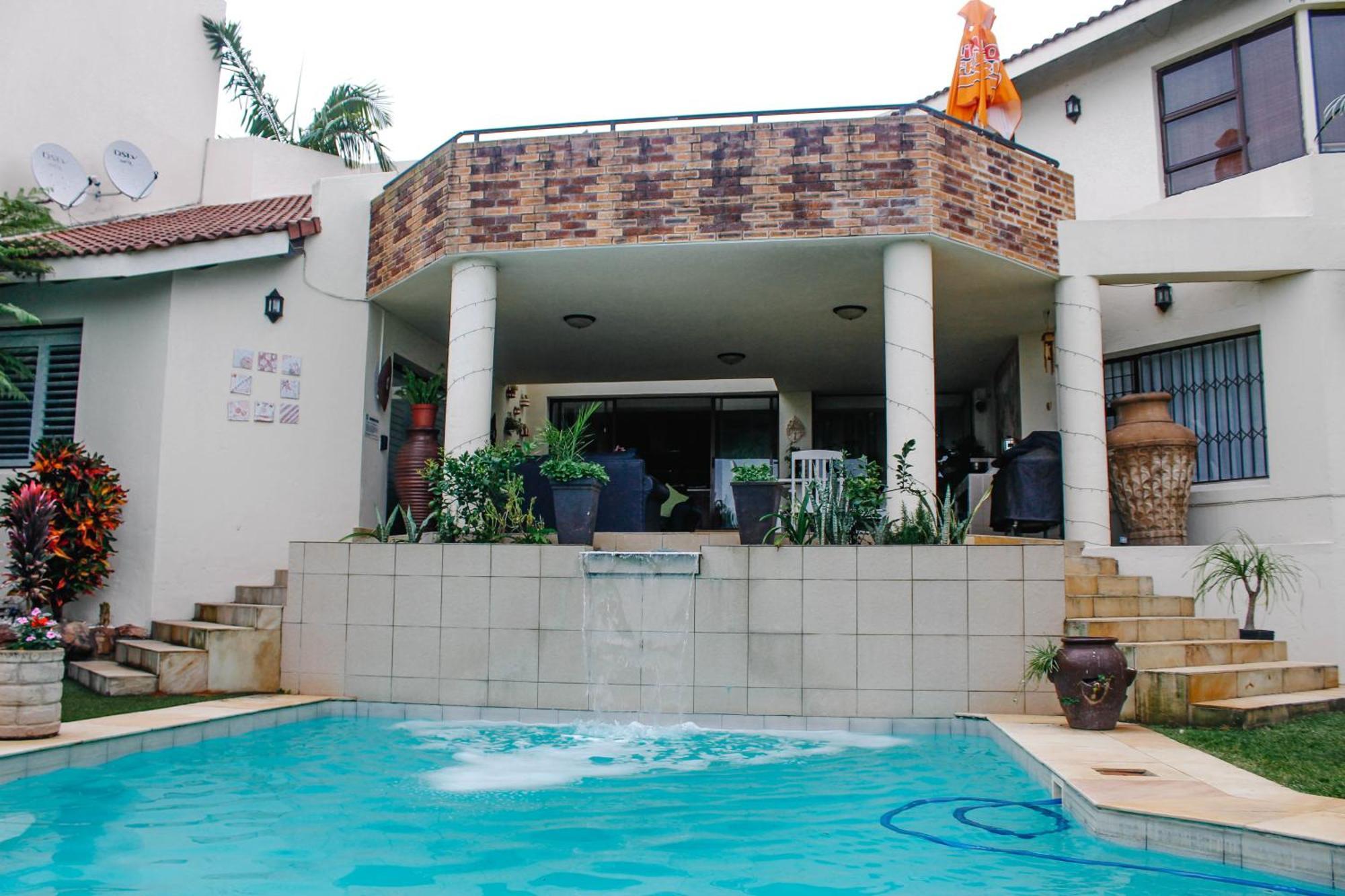 La Dolce Vita Umhlanga Guesthouse Durban Exterior foto